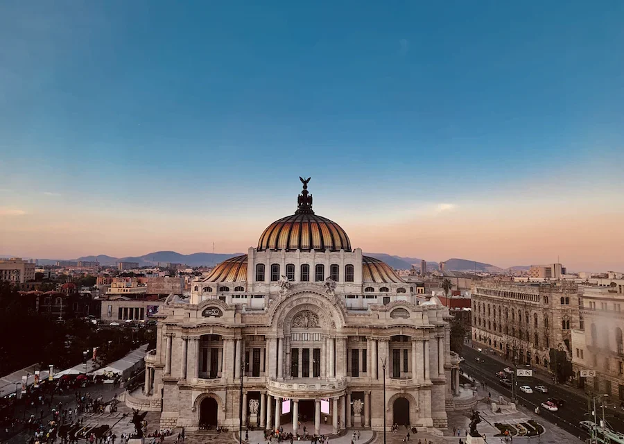 LA EXTREMA DESIGUALDAD DE LA RIQUEZA EN MÉXICO RESULTADO DE LAS DECISIONES POLÍTICAS DE LOS ÚLTIMOS 40 AÑOS: OXFAM